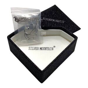 Silver Mountain S925 Sterling Silver 18in  Necklace With Elegant Pendant & Chain